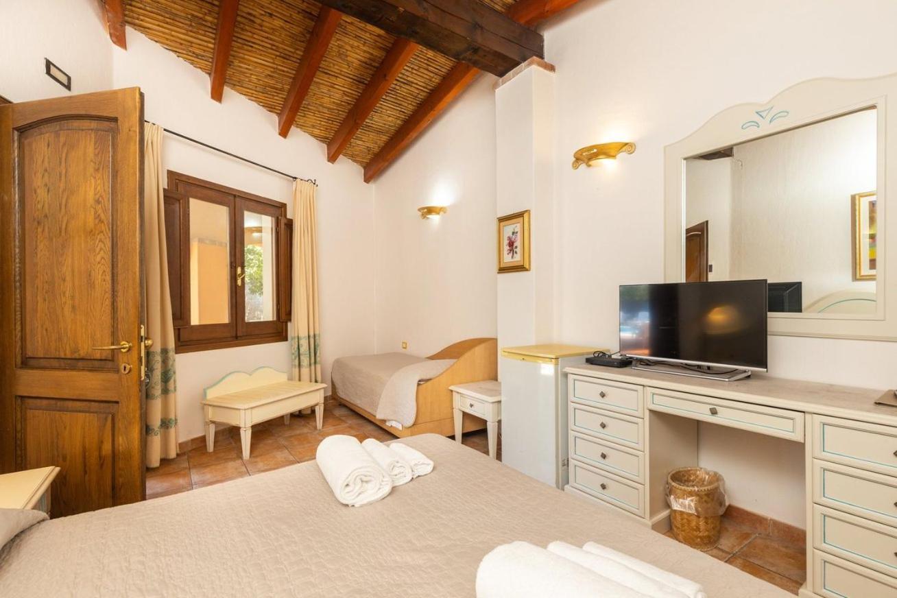 Hotel L'Ulivo จิราโซเล ภายนอก รูปภาพ