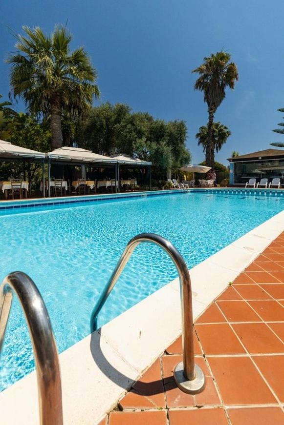 Hotel L'Ulivo จิราโซเล ภายนอก รูปภาพ