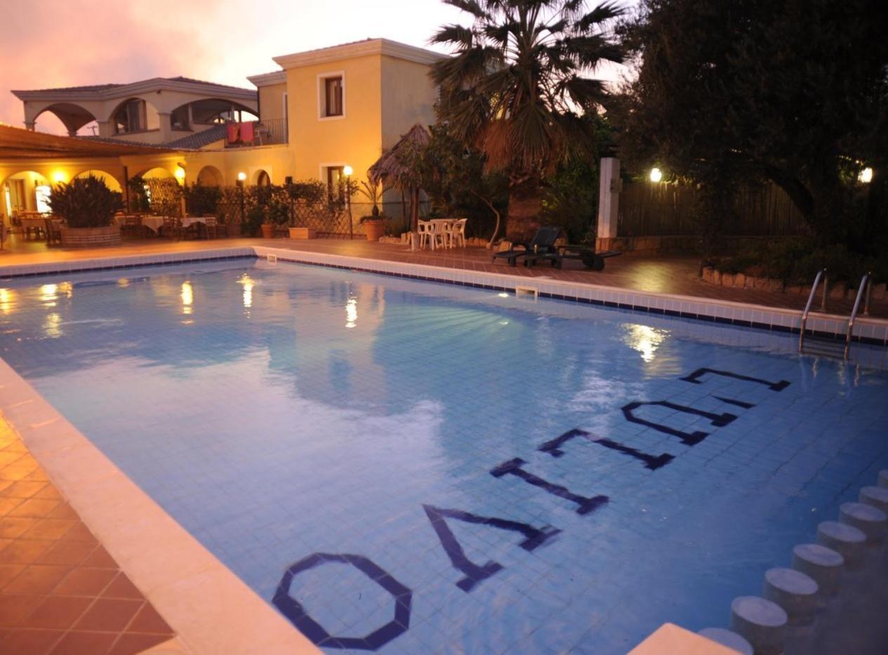 Hotel L'Ulivo จิราโซเล ภายนอก รูปภาพ