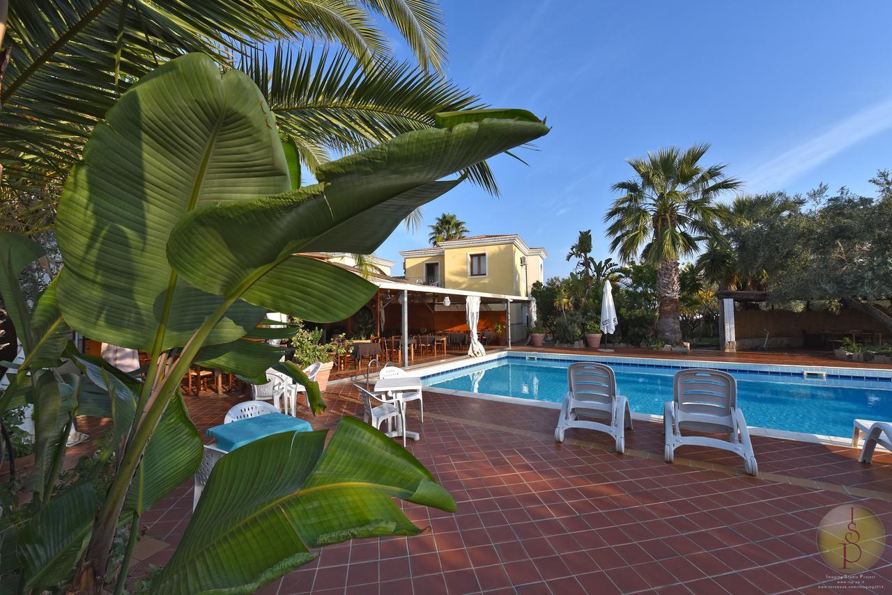 Hotel L'Ulivo จิราโซเล ภายนอก รูปภาพ